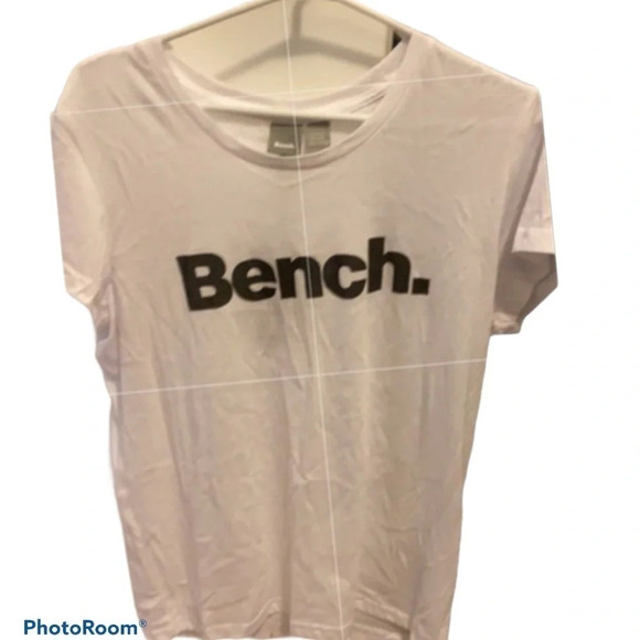 NWT Bench women’s short sleeve logo top L - Picture 1 of 9